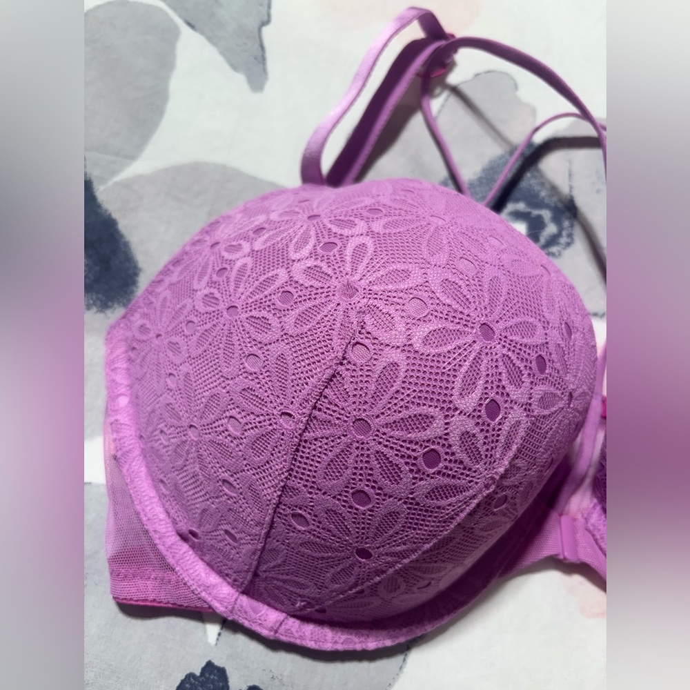 Victoria Secret Lace Floral Push Up Sexy Front Closure Pink Purple Bra Size 36D - Picture 2 of 10